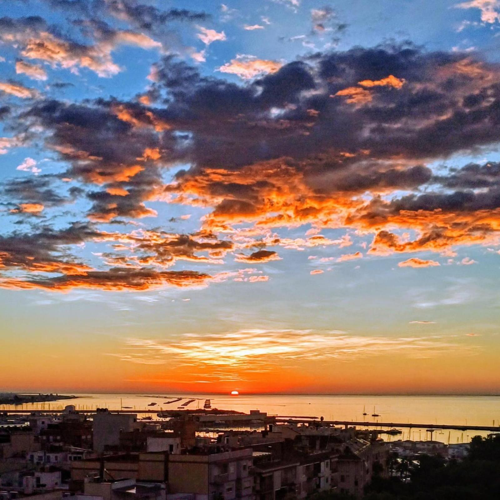 Appartamento Ático de lujo con vistas al mar Sant Carlos de la Ràpita Esterno foto